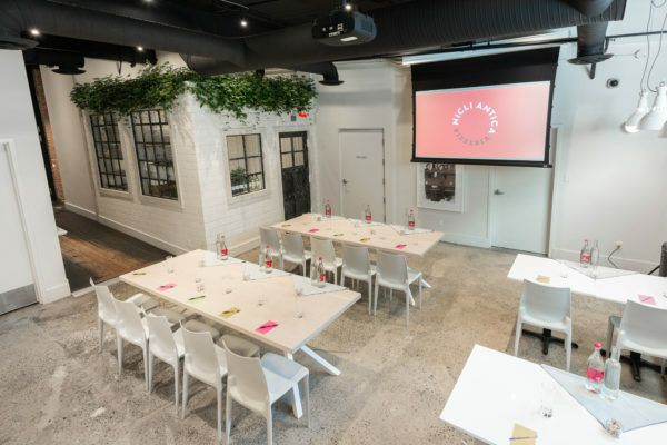 Beautiful Turn-Key Pizzeria - Bring your Offer! photo 9