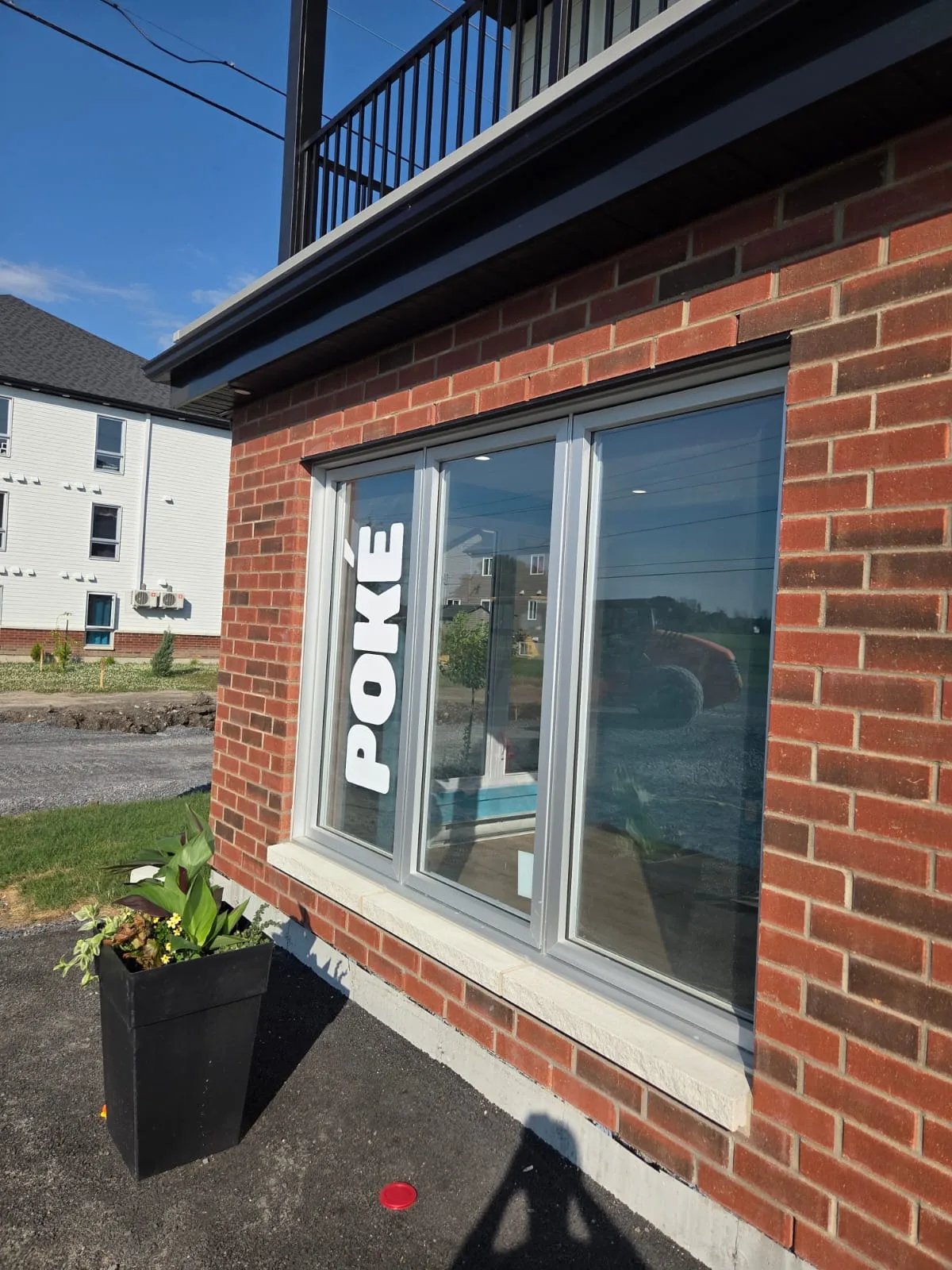 Turnkey Le Poke Station Franchise – Huntingdon, QC photo 5