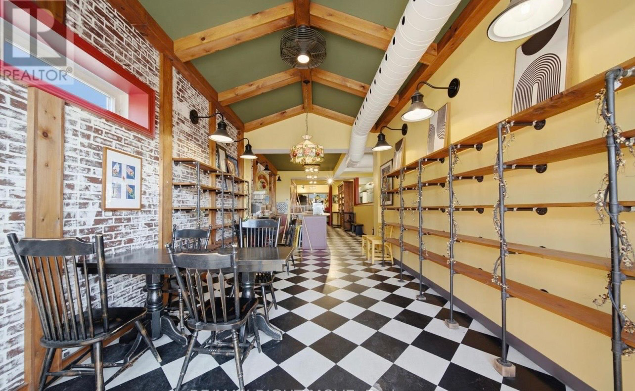 Established Cafe Downtown Orillia photo 2