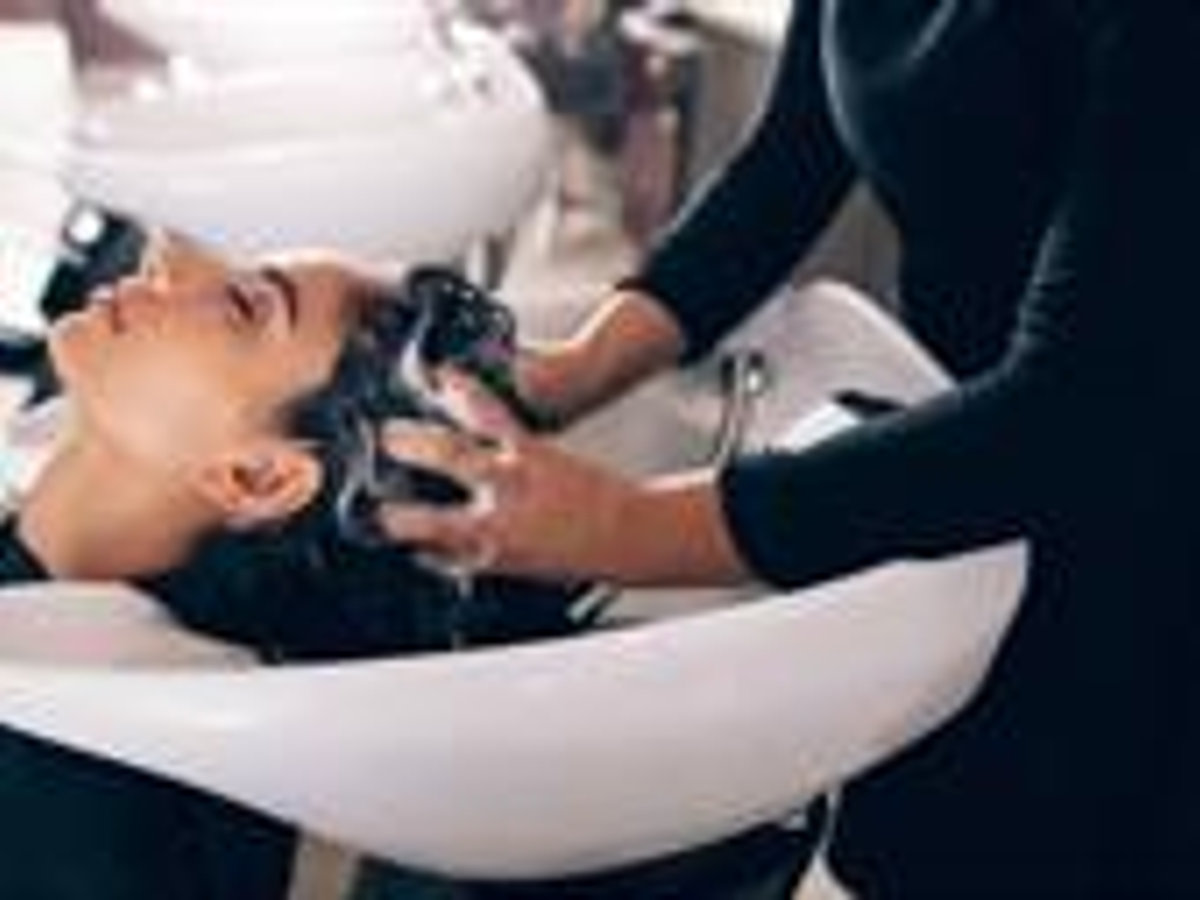 Highly Profitable Luxury Salon & Beauty Business