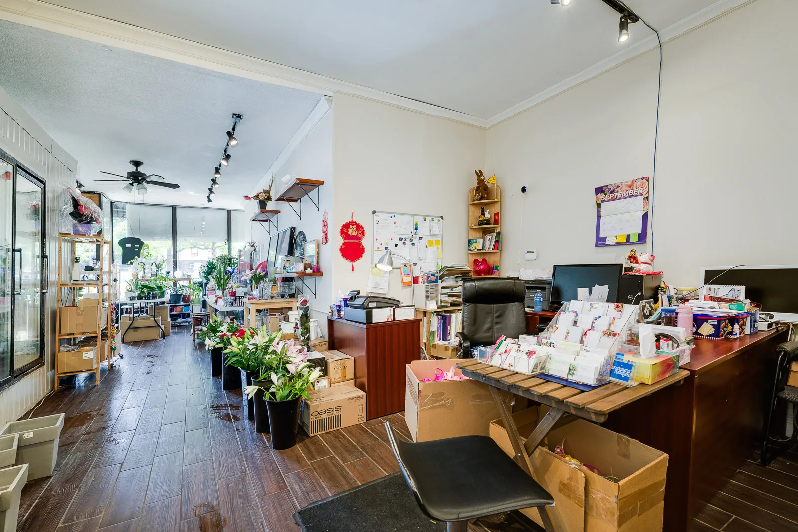 FLOWER SHOP BUSINESS FOR SALE photo 5