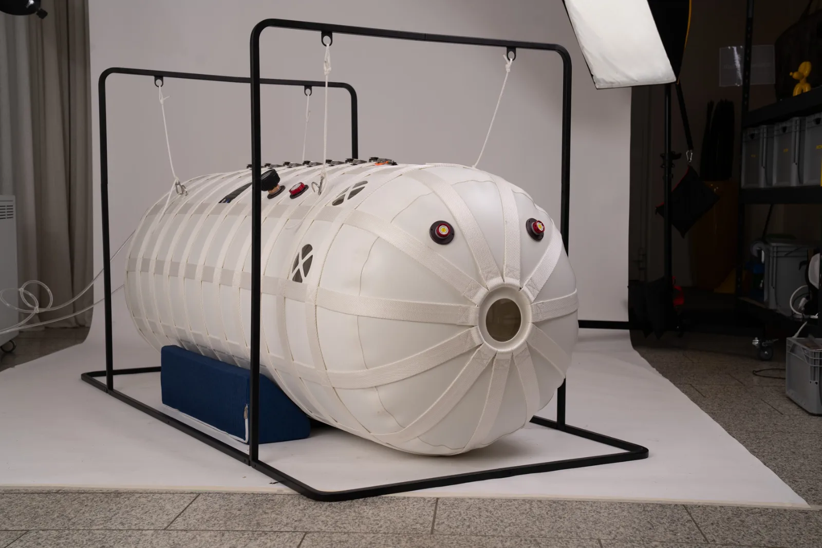 Turnkey Hyperbaric Chamber (HBOT) Home-Rental Business - 3 Chambers + Booking System (Relocatable) photo 3