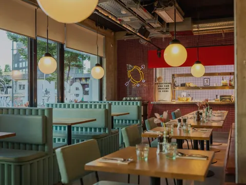 Casual Franchised Dining Restaurant - Independent Opportunity