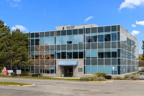 2283 ST LAURENT Boulevard, 101 (FOR LEASE)