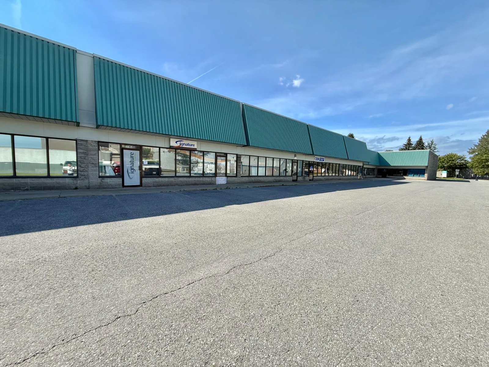 13-77 AURIGA DR (COMMERCIAL UNIT FOR LEASE) photo 2