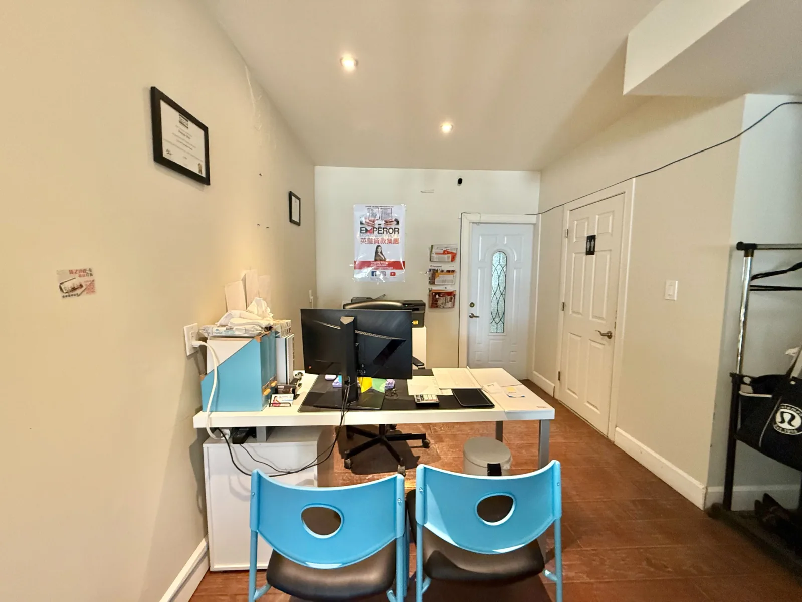 880 SOMERSET Street W (FOR LEASE) photo 4