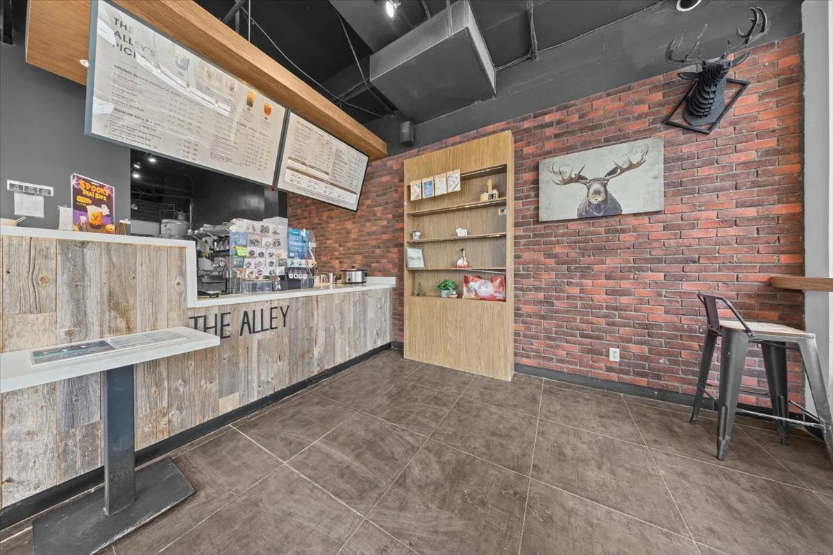 513 SUSSEX Drive (BUBBLE TEA BUSINESS) photo 3