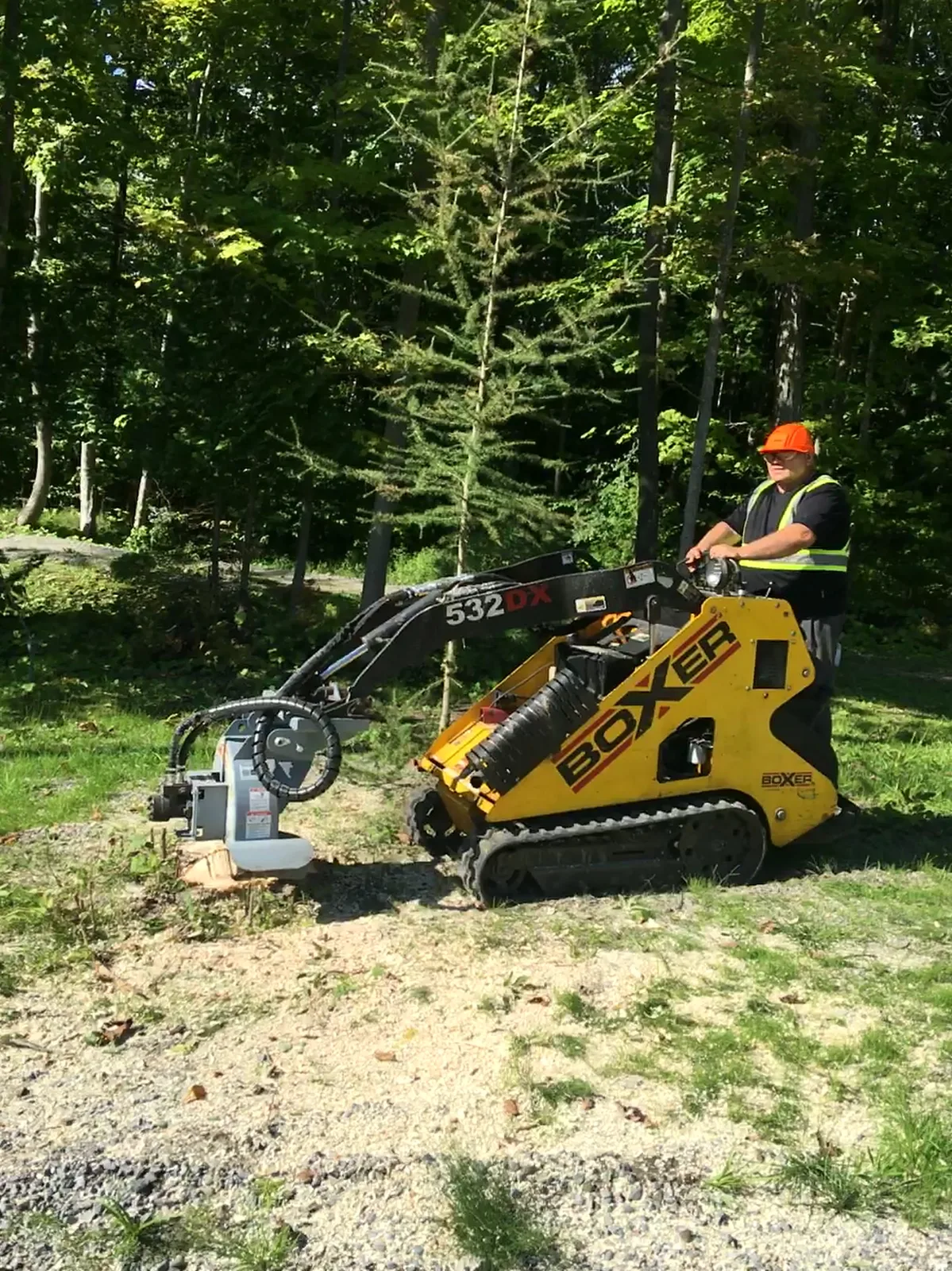 COMPLETE STUMP-GRINDING BUSINESS FOR SALE photo 3